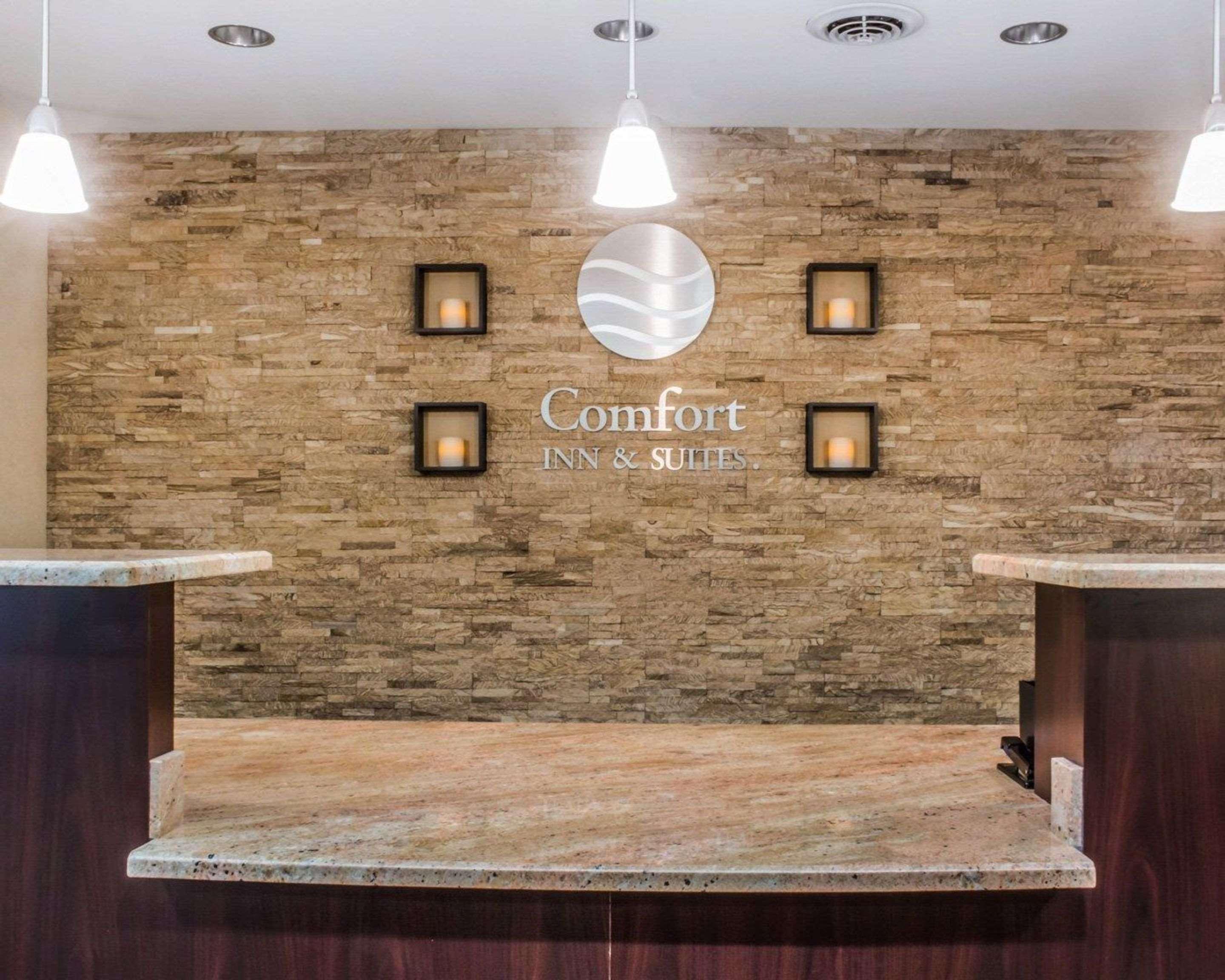Comfort Inn & Suites Farmington - Victor מראה חיצוני תמונה