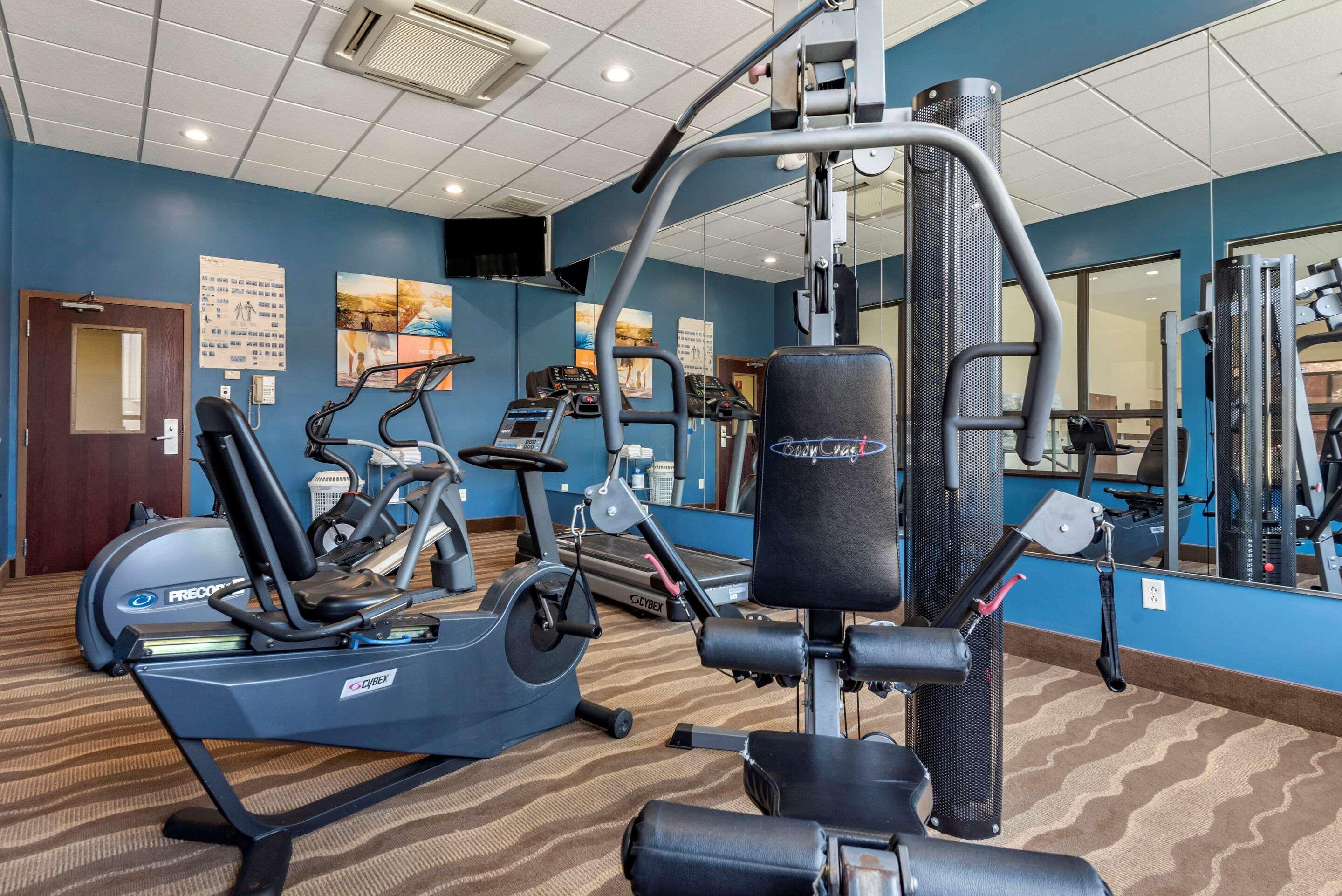 Comfort Inn & Suites Farmington - Victor מראה חיצוני תמונה